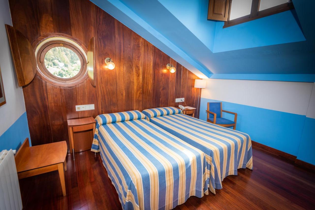 Hotel Castillo De Gauzon Салинас Экстерьер фото