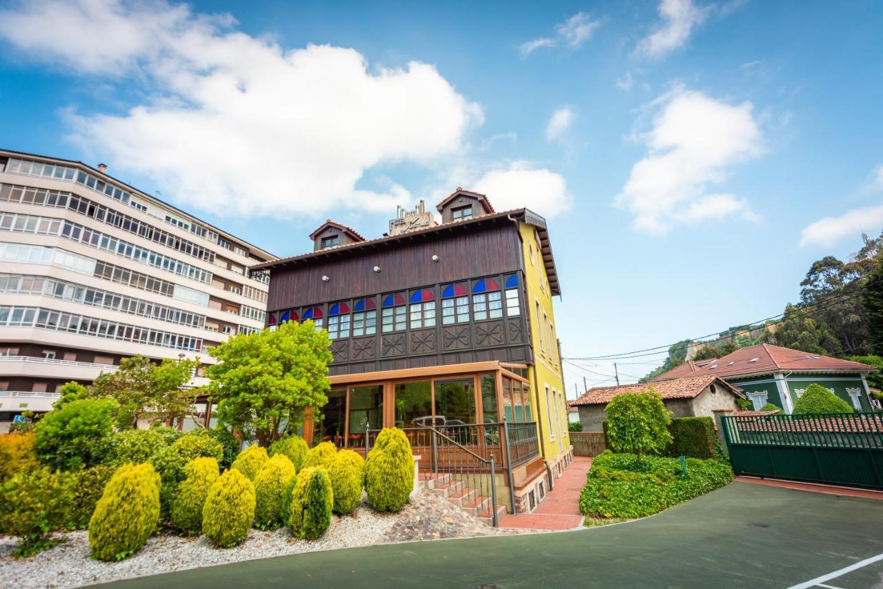 Hotel Castillo De Gauzon Салинас Экстерьер фото