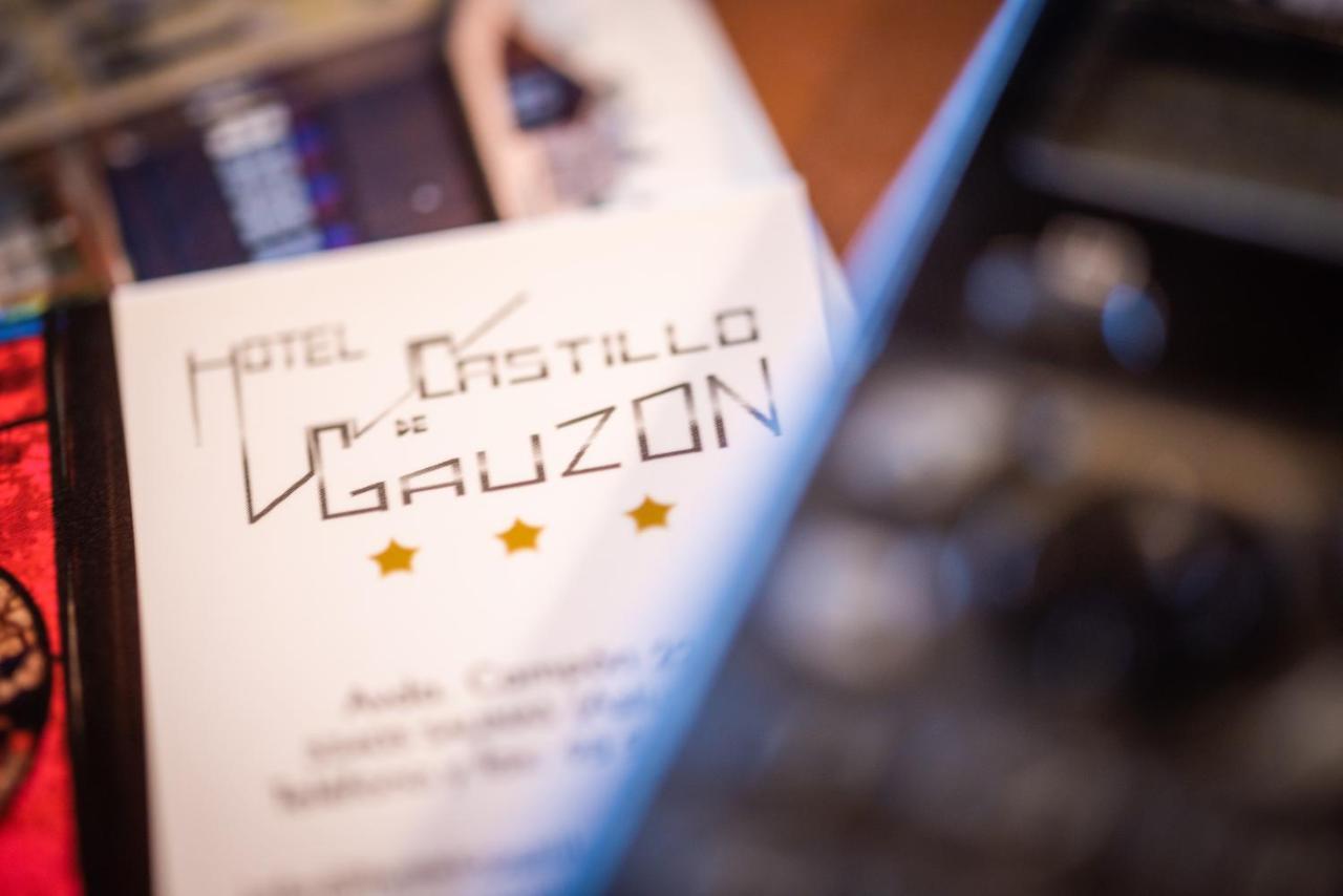 Hotel Castillo De Gauzon Салинас Экстерьер фото